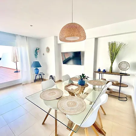 شقة Panorama Seaviews - Eaw Homes ماربيا